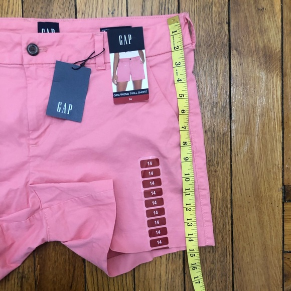 Shorts - Picture 12 of 12